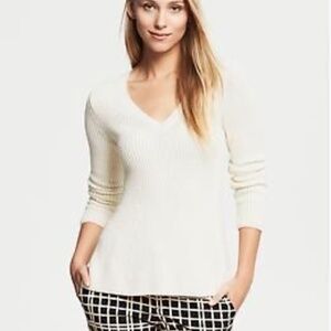 Banana Republic V-Neck Peplum Knit Sweater - Cream/Ivory (NWT)